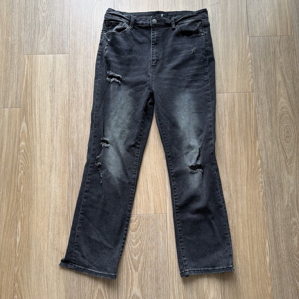 Women's Black Distressed Straight Leg Jeans